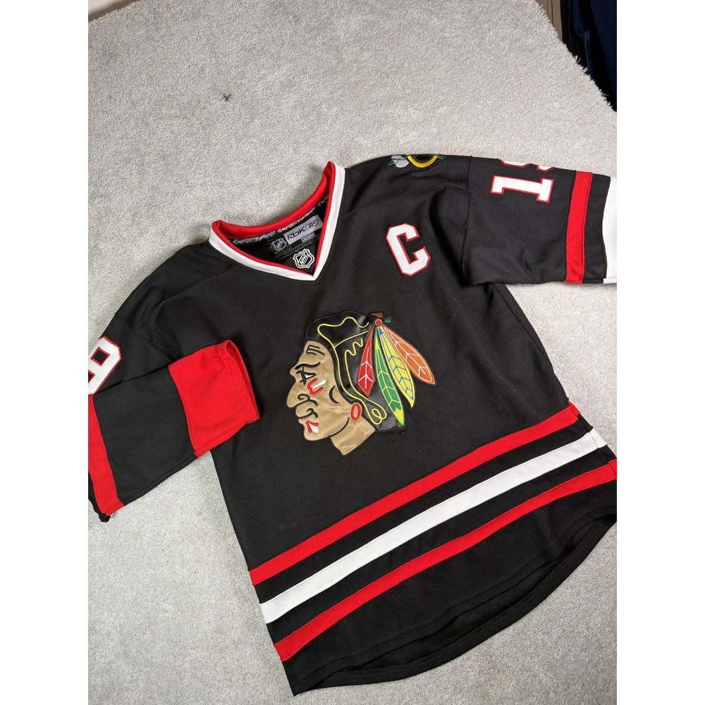 Chicago Blackhawks Jonathan Toews Captain #19 Reebok CCM Canada Jersey Size 46